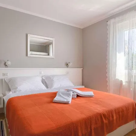 In Porec/istrien 36949 Apartment *