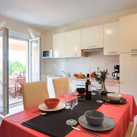 Apartment In Porec/istrien 36949 Porec