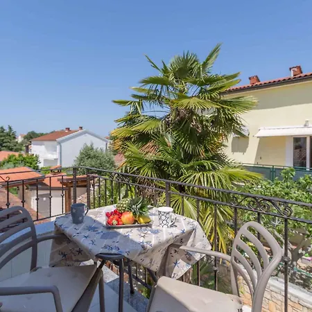 In Porec/istrien 36949 Apartment Porec