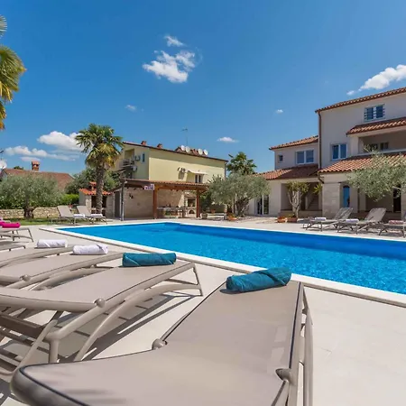 In Porec/istrien 36949 Apartment *