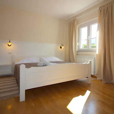 In - Istrien 36949 Daire *