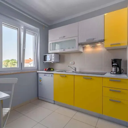 Appartement In Porec/istrien 36949 *